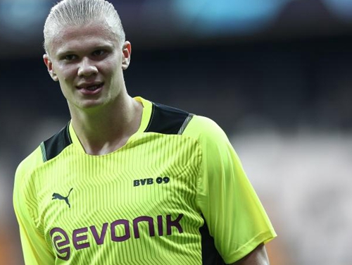 欧冠师徒对决首演，皇马主场迎战曼城（欧冠首度上演师徒之战：皇马主场迎战曼城）