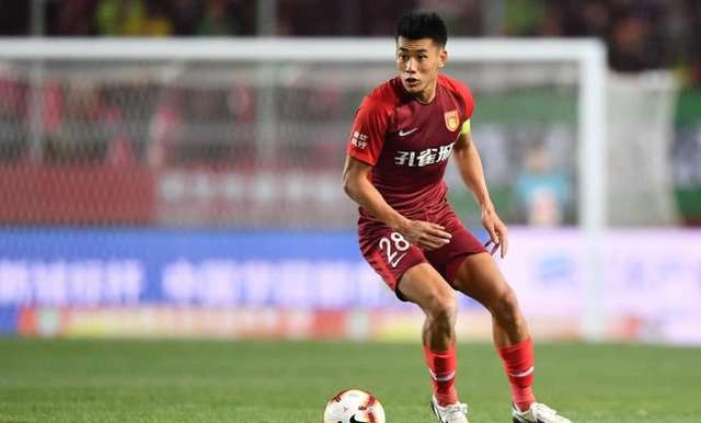 每体：巴萨收到特狮的首份报价，贝西克塔斯愿承担薪水租借（每体：贝西克塔斯愿承担薪资租借特狮，巴萨已收到首份报价）