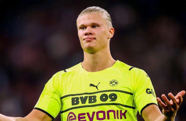 喜讯！新斯卢茨基已跟蓉城正式签约，德转官宣确认他下赛季会带队